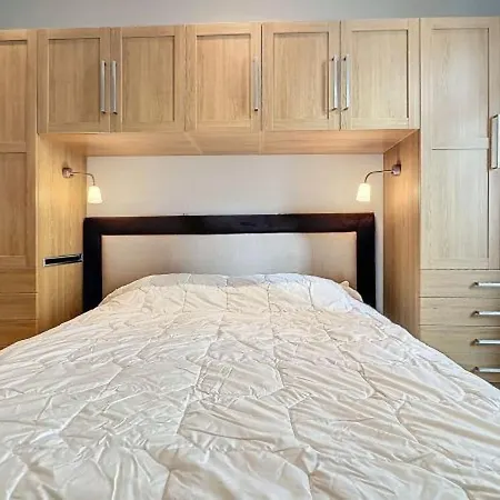 Apartamento By Interhome